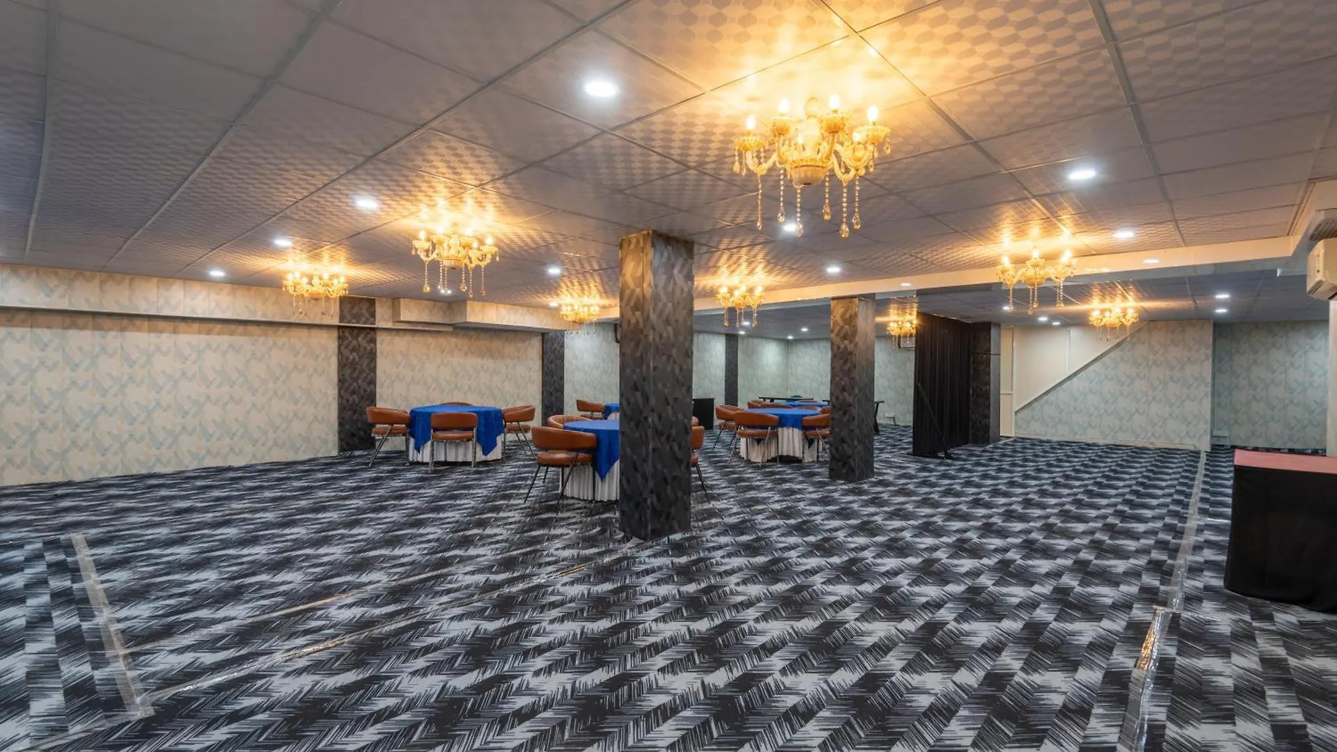 Oyster Pearl Hotel - Medicity Gurugram, Near Medanta Hospital Γκουργκάον Ινδία